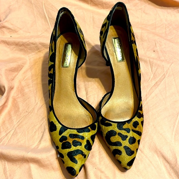 Heels 👠🌻🌻🌻 - Picture 3 of 5